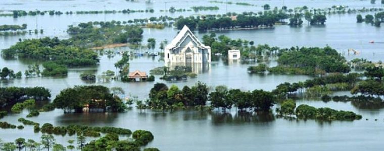 Thailand_Thai_floods_6306491142-002
